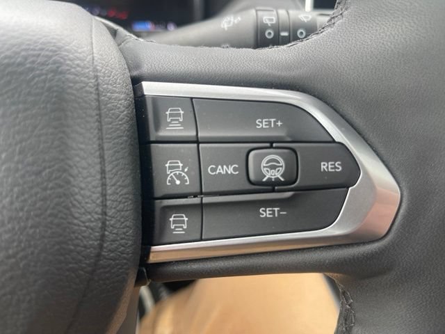 Used 2023 Jeep Compass Limited w/ Elite Group for (Red) Edition AWD/4WD image 21