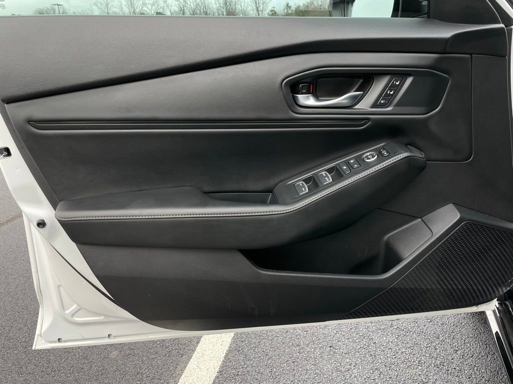 Certified 2025 Honda Accord Sport image 24