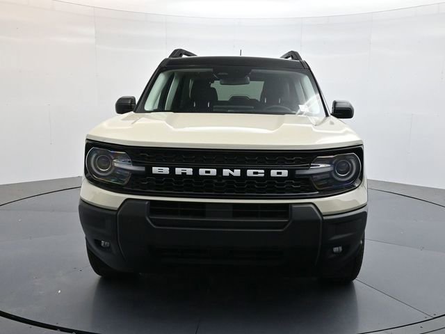 Used 2025 Ford Bronco Sport Outer Banks image 2