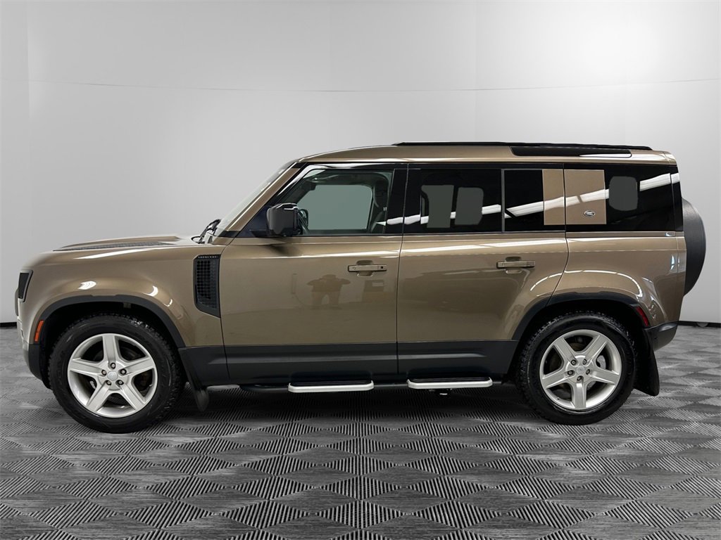Used 2020 Land Rover Defender 110 SE image 2