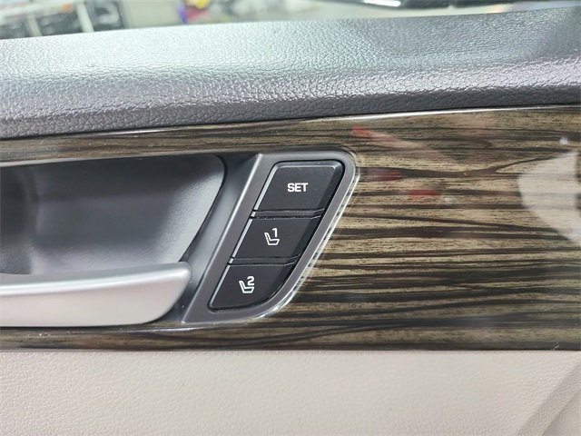 Used 2016 Hyundai Sonata Limited w/ Option Group 04 image 20