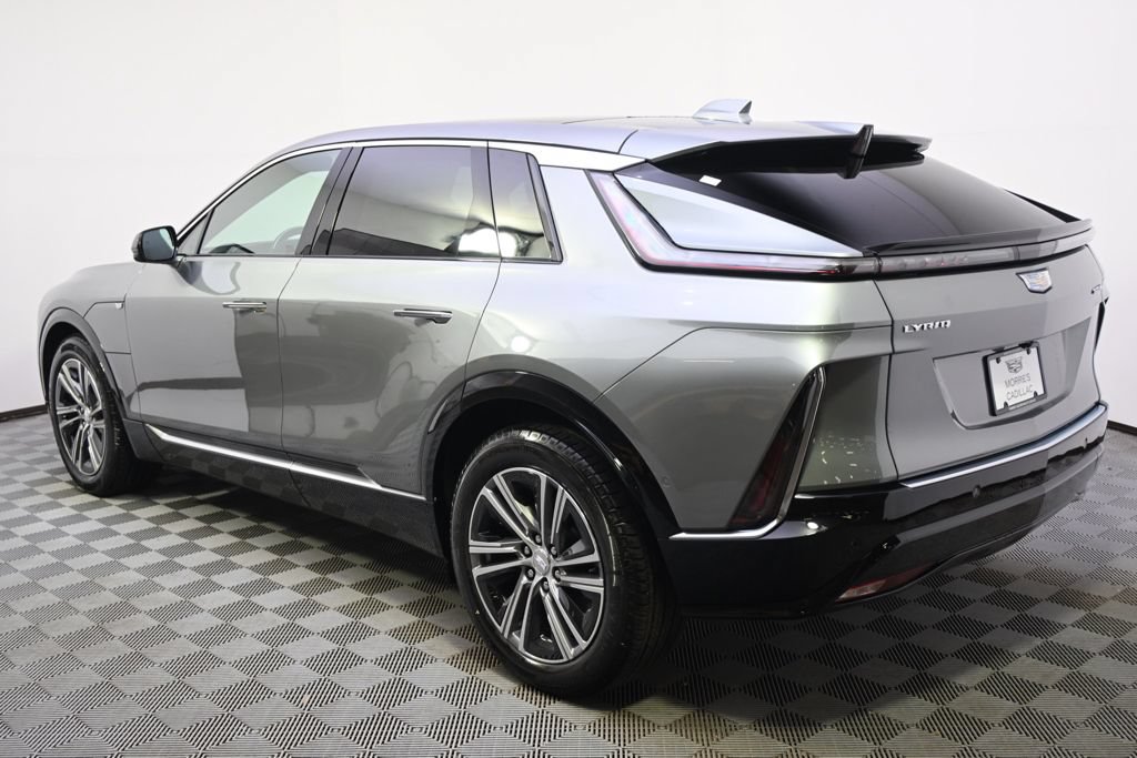 New 2026 Cadillac Lyriq Luxury AWD/4WD image 3