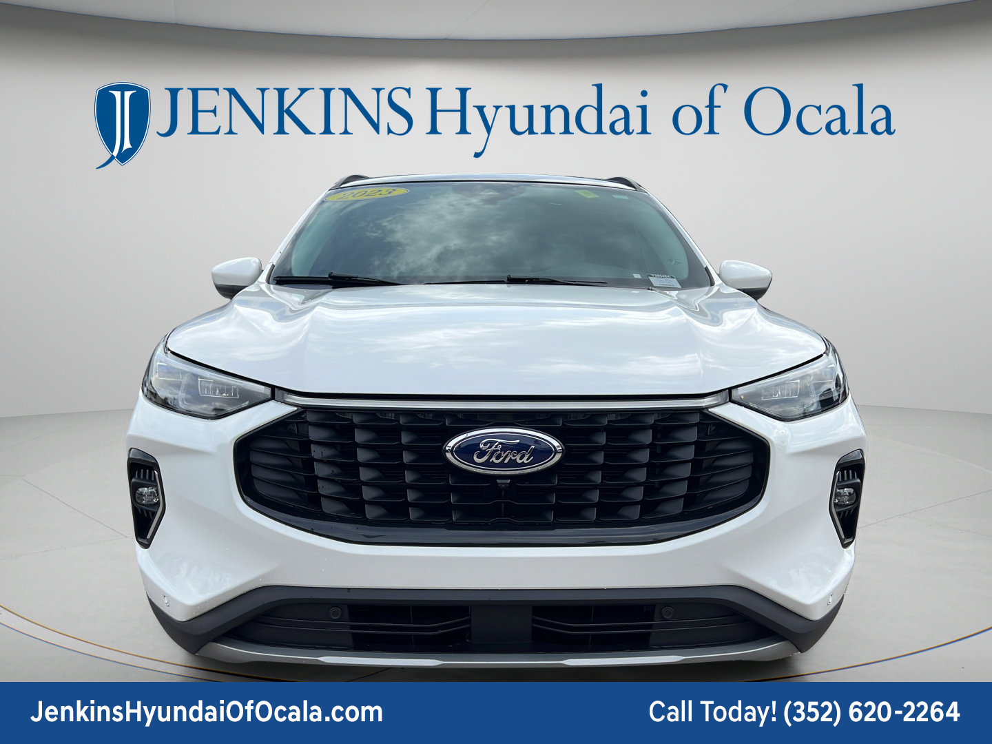 Used 2023 Ford Escape Platinum FWD image 9