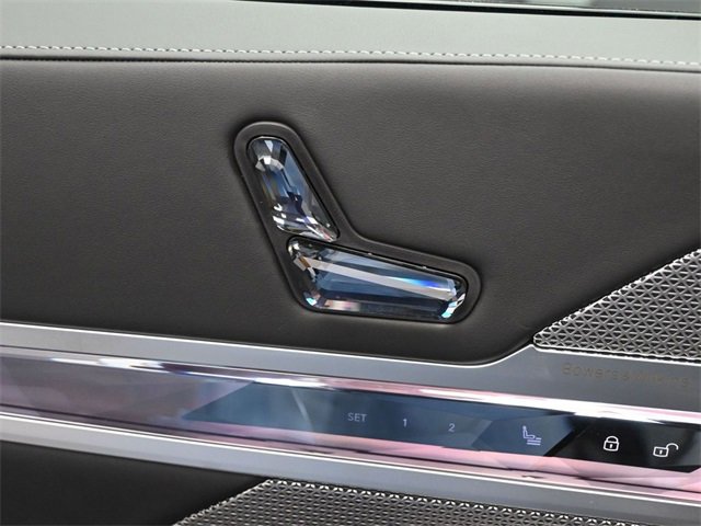 New 2025 BMW 740i xDrive w/ Executive Package image 20