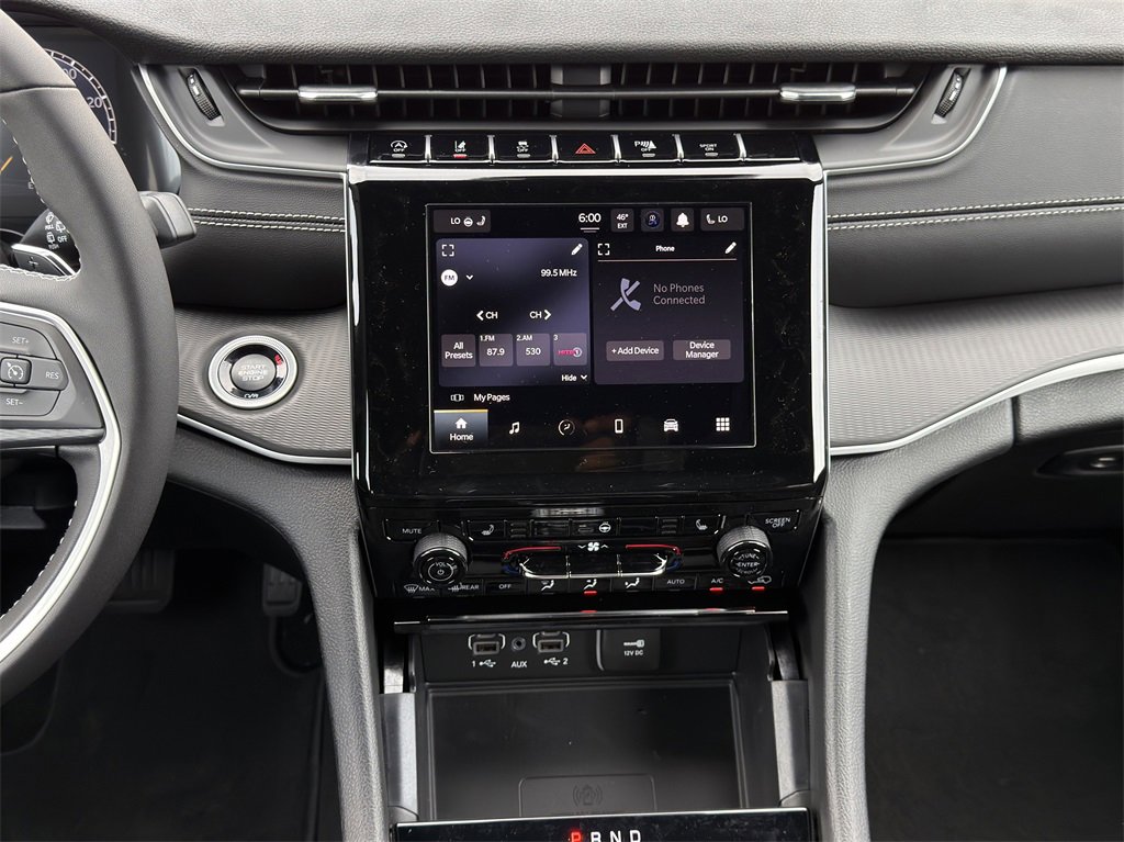 New 2025 Jeep Grand Cherokee L Altitude image 14