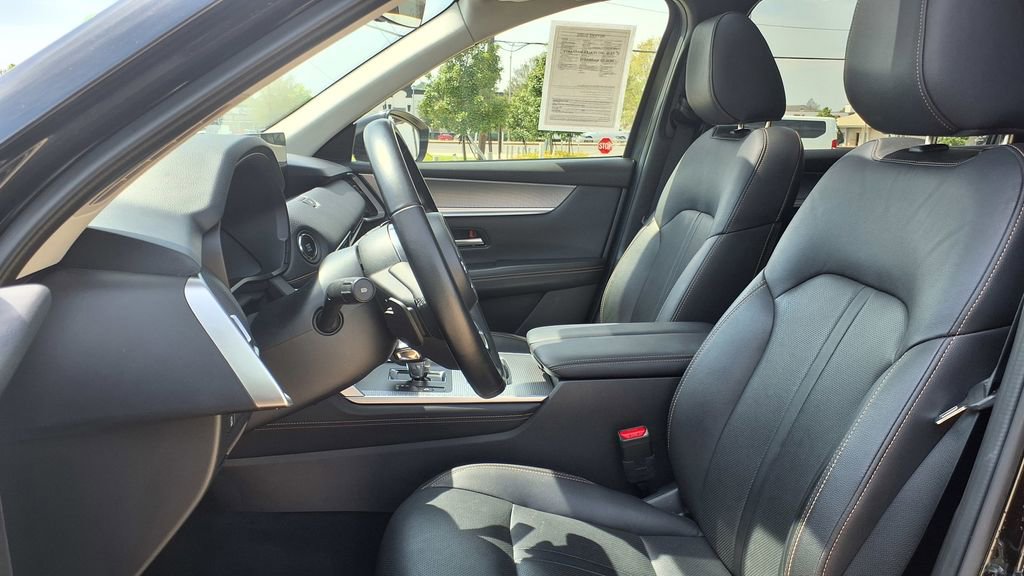 Used 2025 MAZDA CX-90 3.3 Turbo w/ Preferred Package image 16