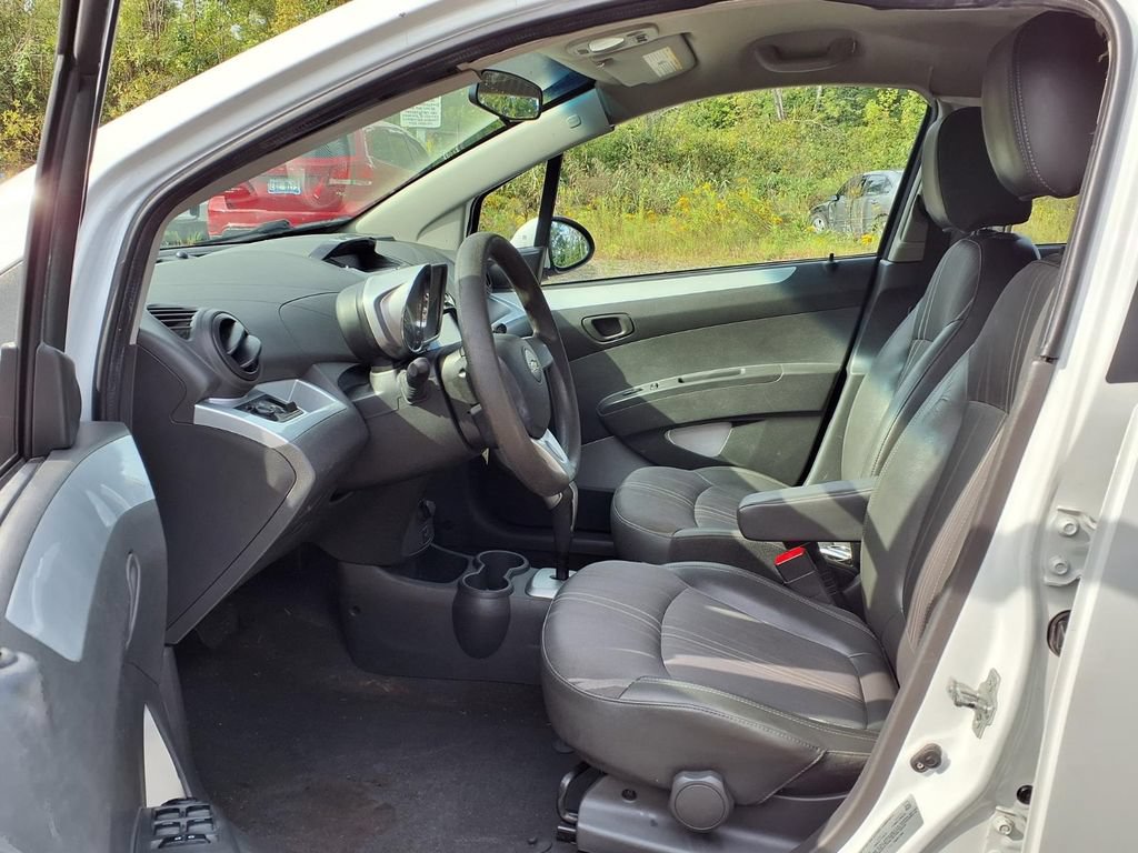 Used 2015 Chevrolet Spark LT FWD image 9