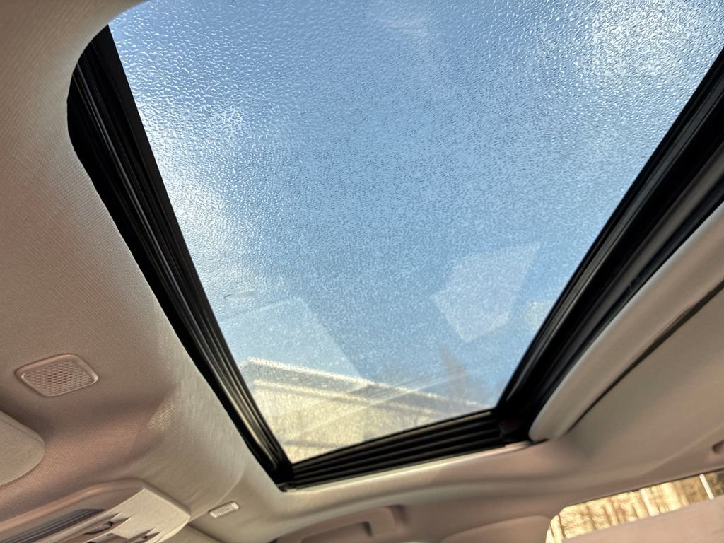 New 2026 Toyota Highlander XLE image 18