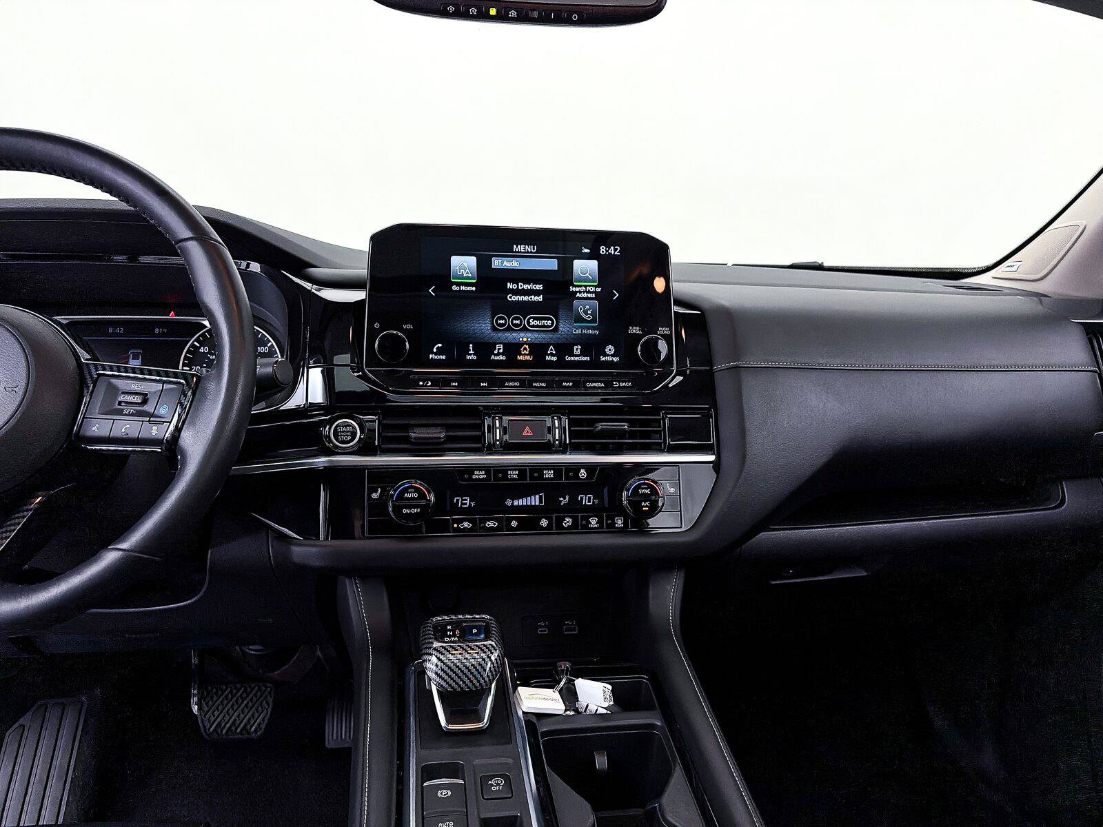 Used 2022 Nissan Pathfinder SL w/ SL Premium Package FWD image 7