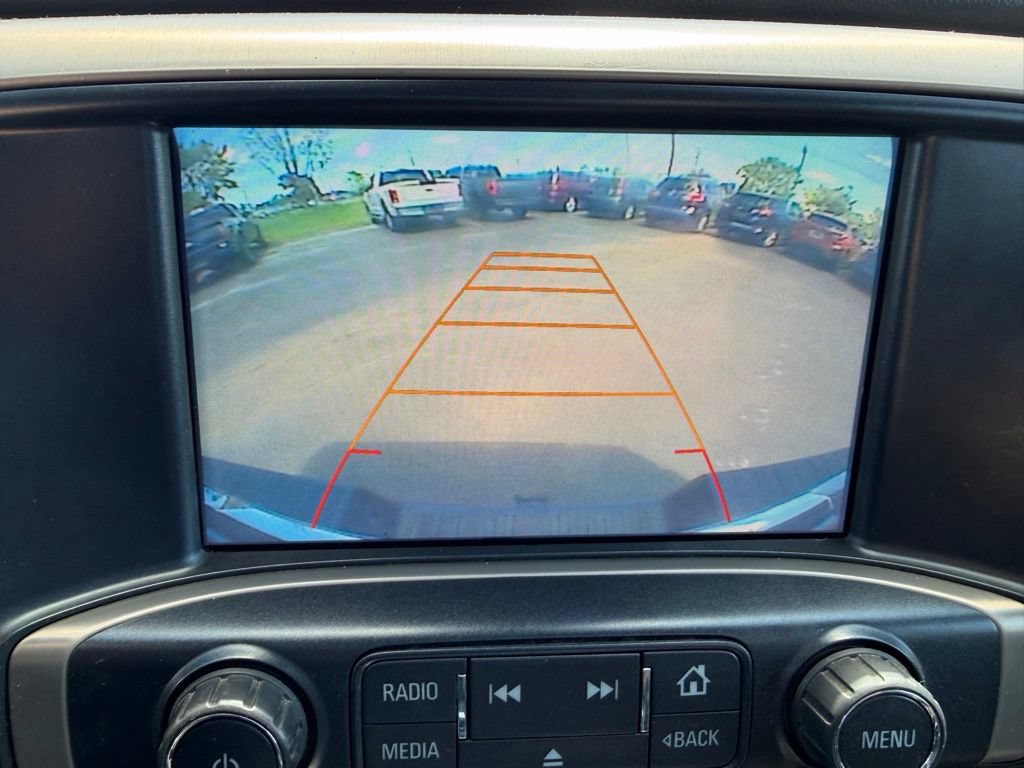 Used 2017 GMC Sierra 2500 Denali w/ Duramax Plus Package AWD/4WD image 16