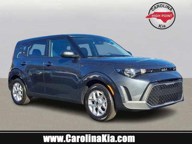New 2025 Kia Soul LX