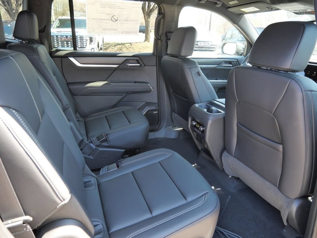 New 2026 GMC Acadia Elevation w/ Elevation Premium Package AWD/4WD image 31