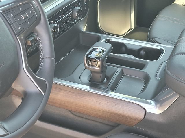 New 2026 Chevrolet Silverado 1500 High Country AWD/4WD image 18
