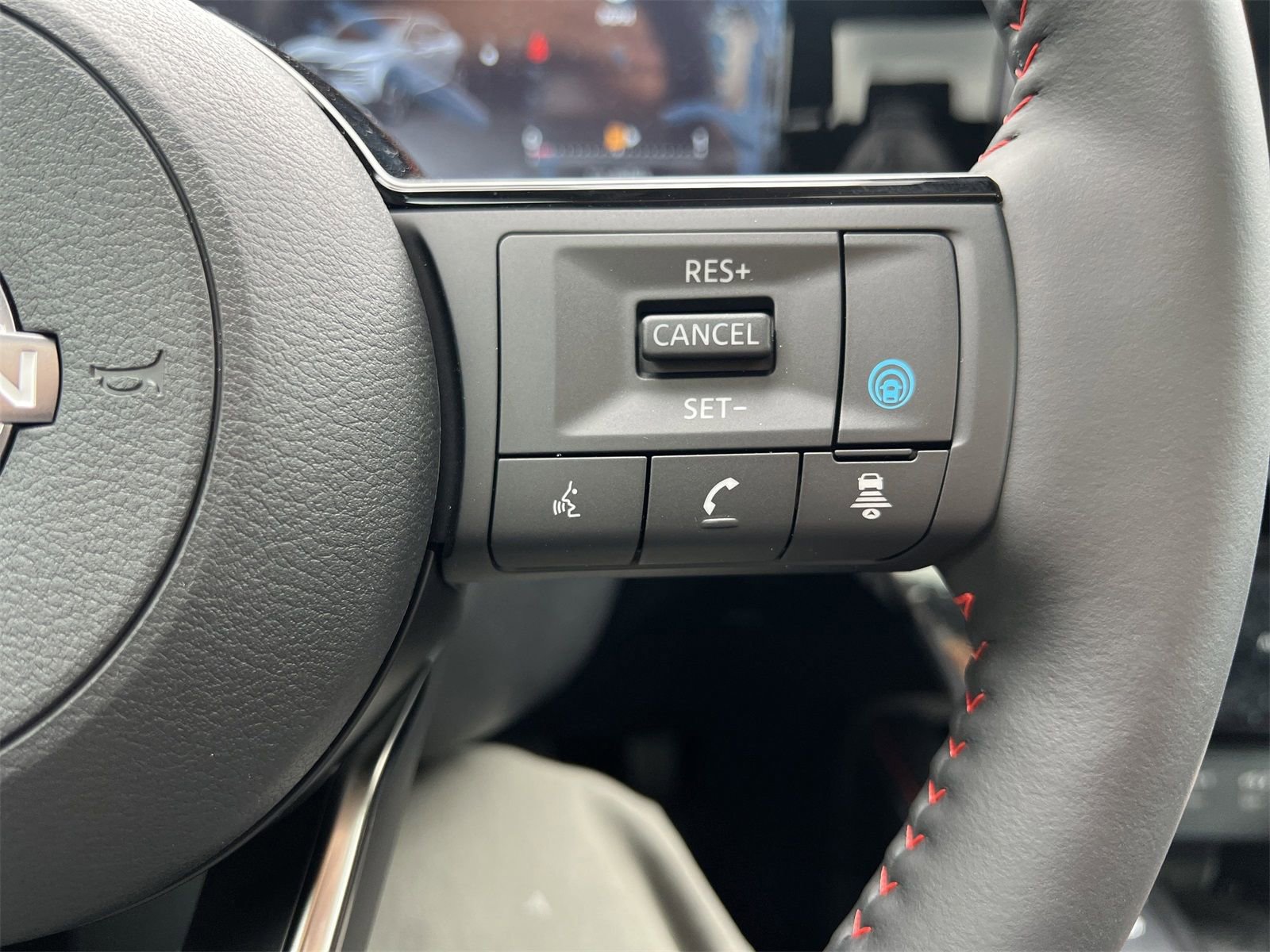 New 2025 Nissan Kicks SR w/ SR Premium Package image 10