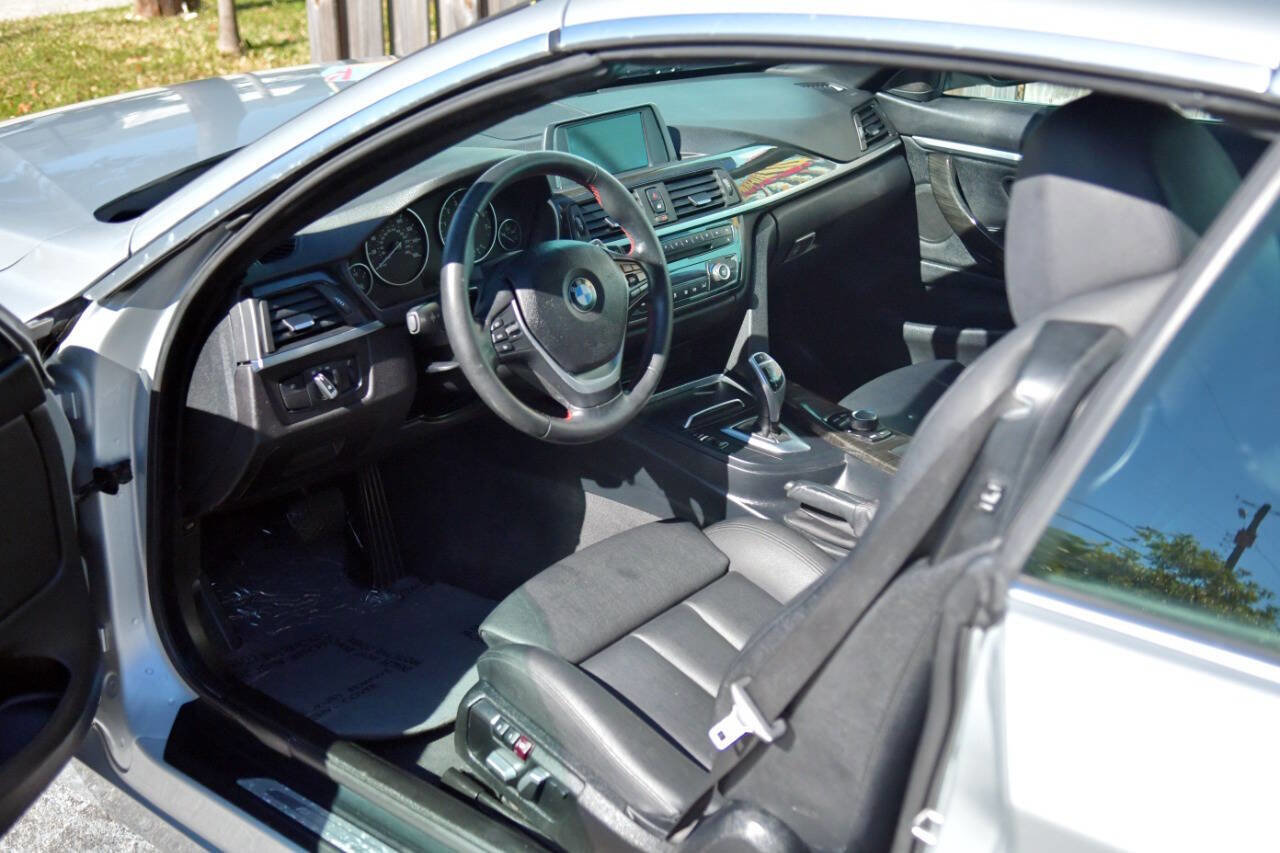 Used 2016 BMW 428i Convertible image 17