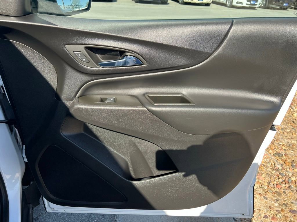 Used 2022 Chevrolet Equinox LT AWD/4WD image 27