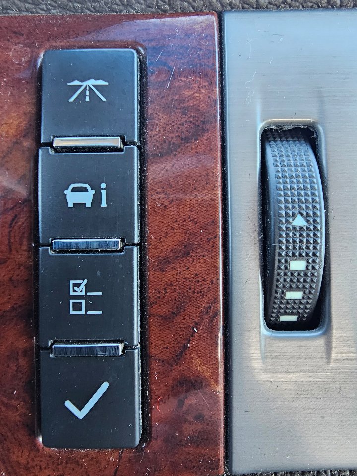 Used 2012 Chevrolet Silverado 1500 LTZ w/ LTZ Plus Package image 19