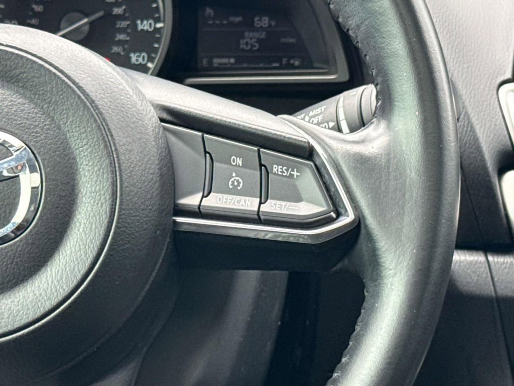 Used 2018 MAZDA MAZDA3 Touring image 16