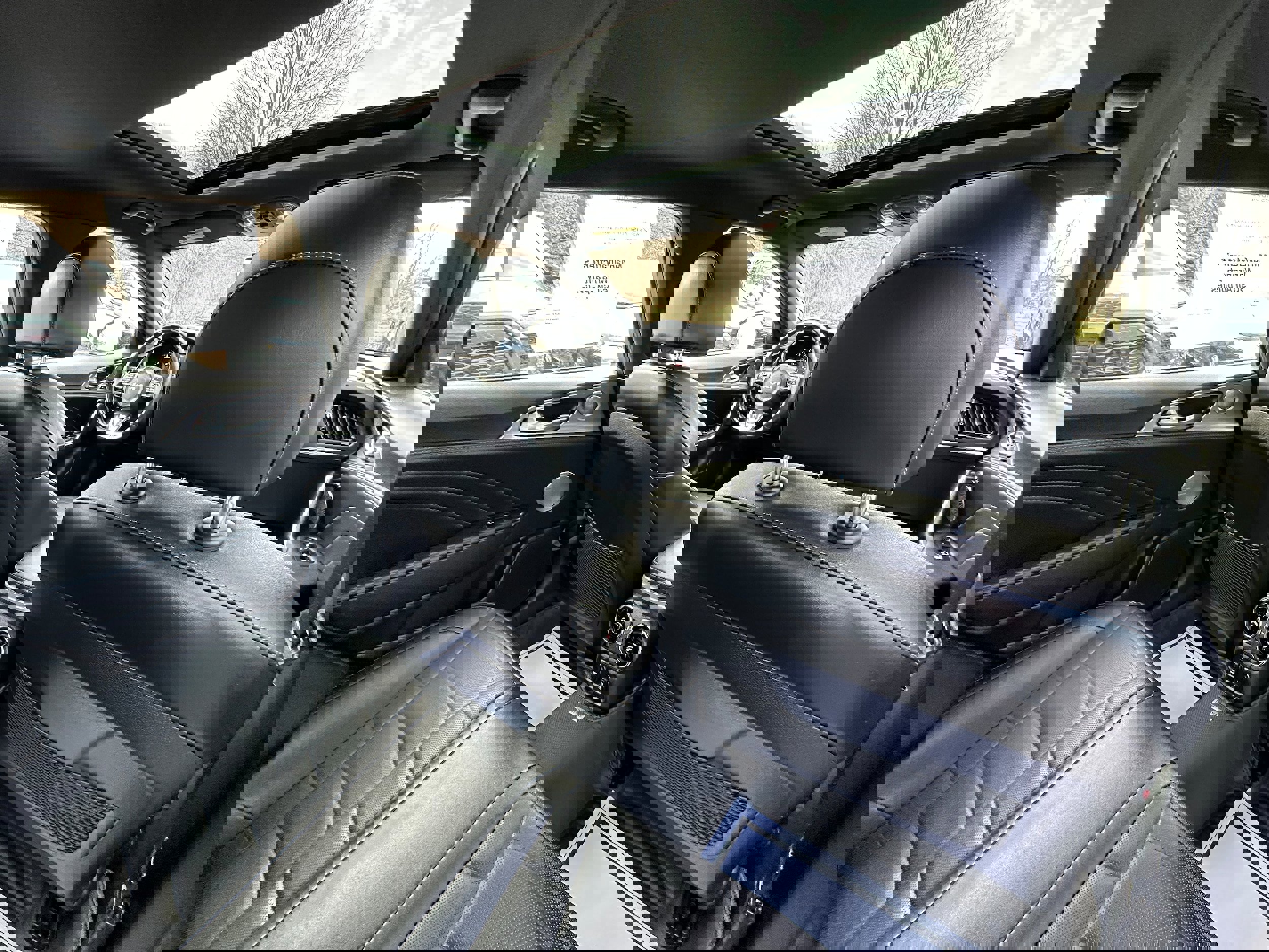 Used 2023 Kia Stinger GT2 image 18