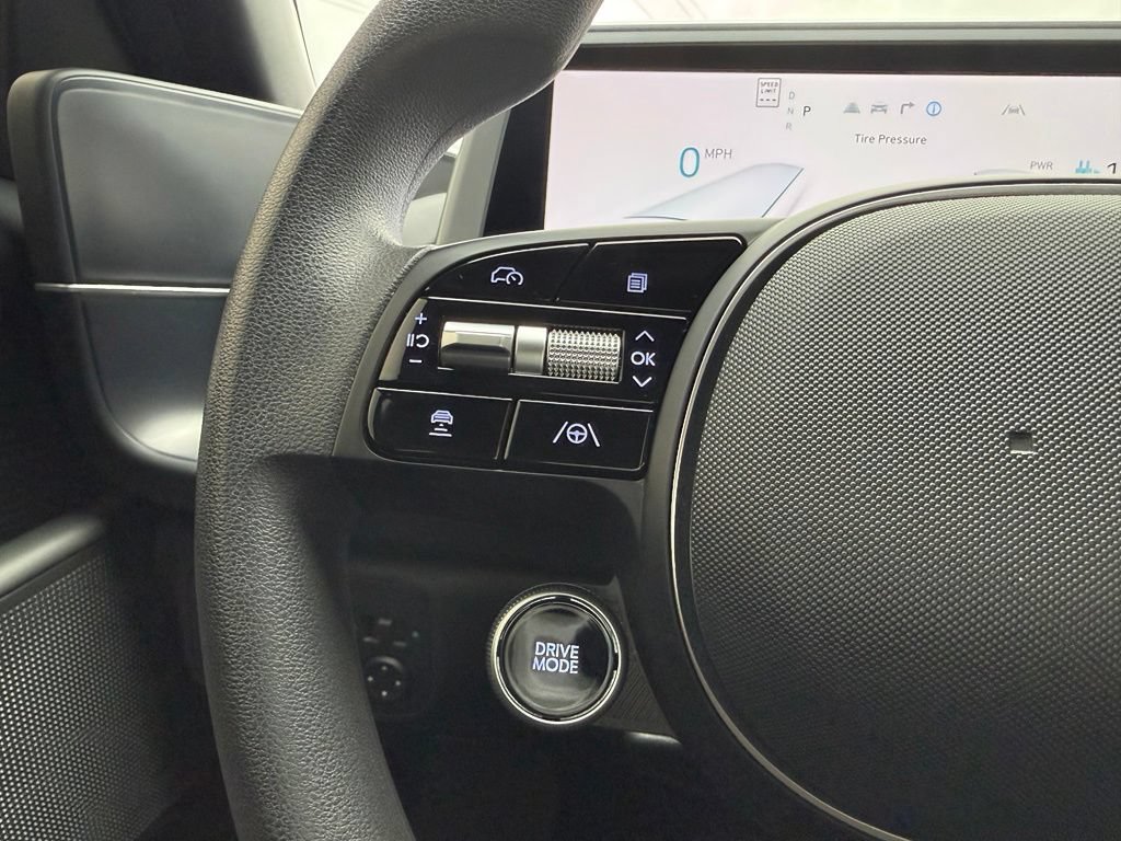 Certified 2025 Hyundai Ioniq 6 SE RWD image 26