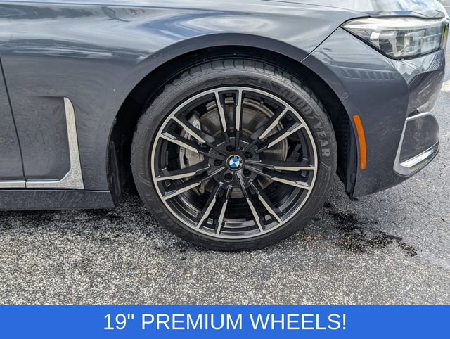 Used 2020 BMW 740i RWD image 9