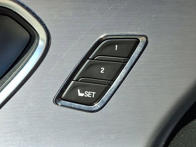 Certified 2025 Acura RDX w/ Technology Package image 27