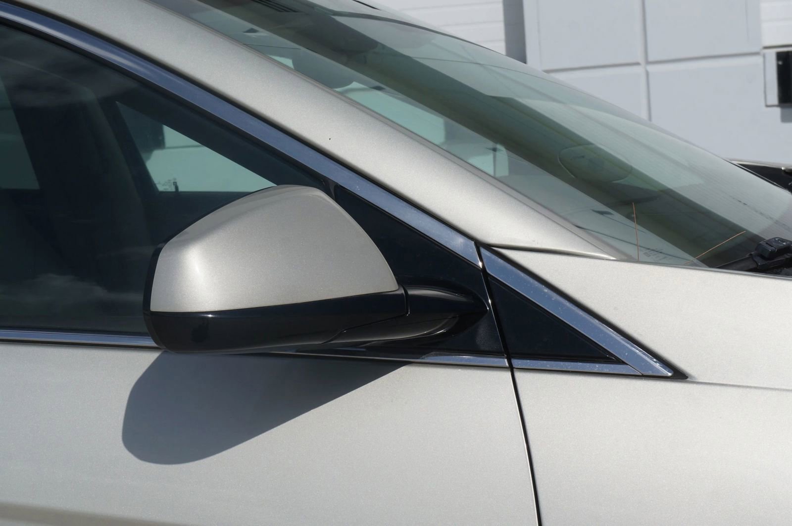 Used 2016 Cadillac SRX Luxury w/ Driver Awareness Package image 19