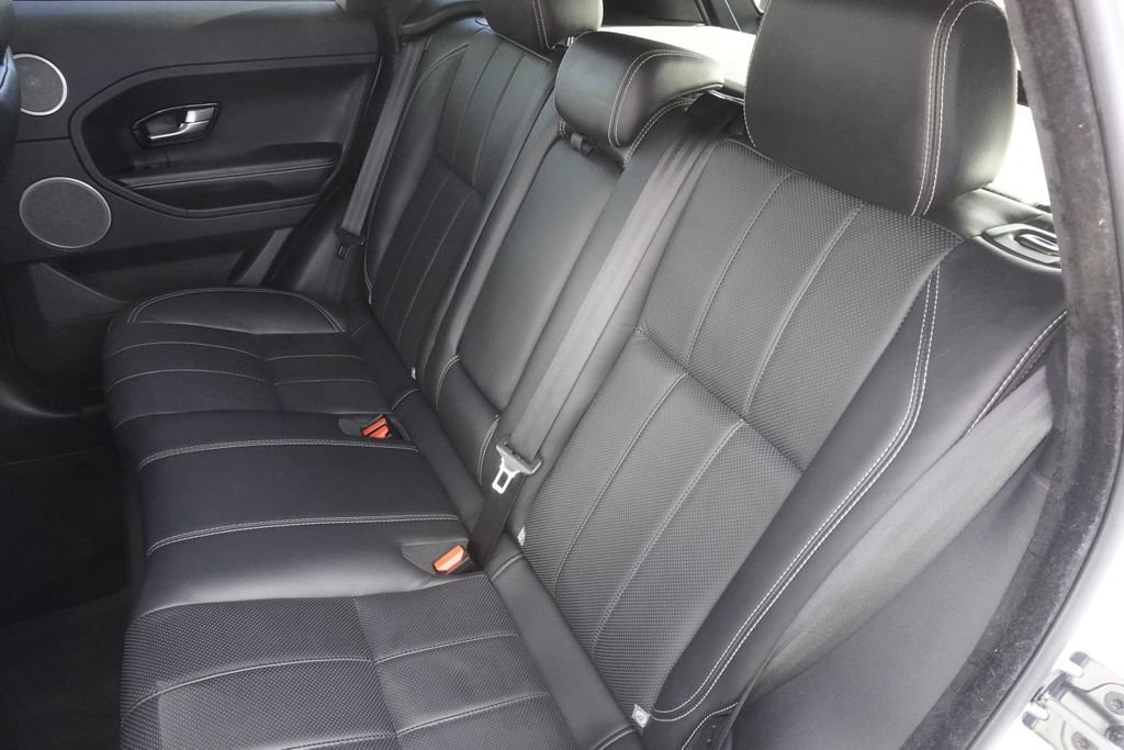 Used 2014 Land Rover Range Rover Evoque Prestige image 30