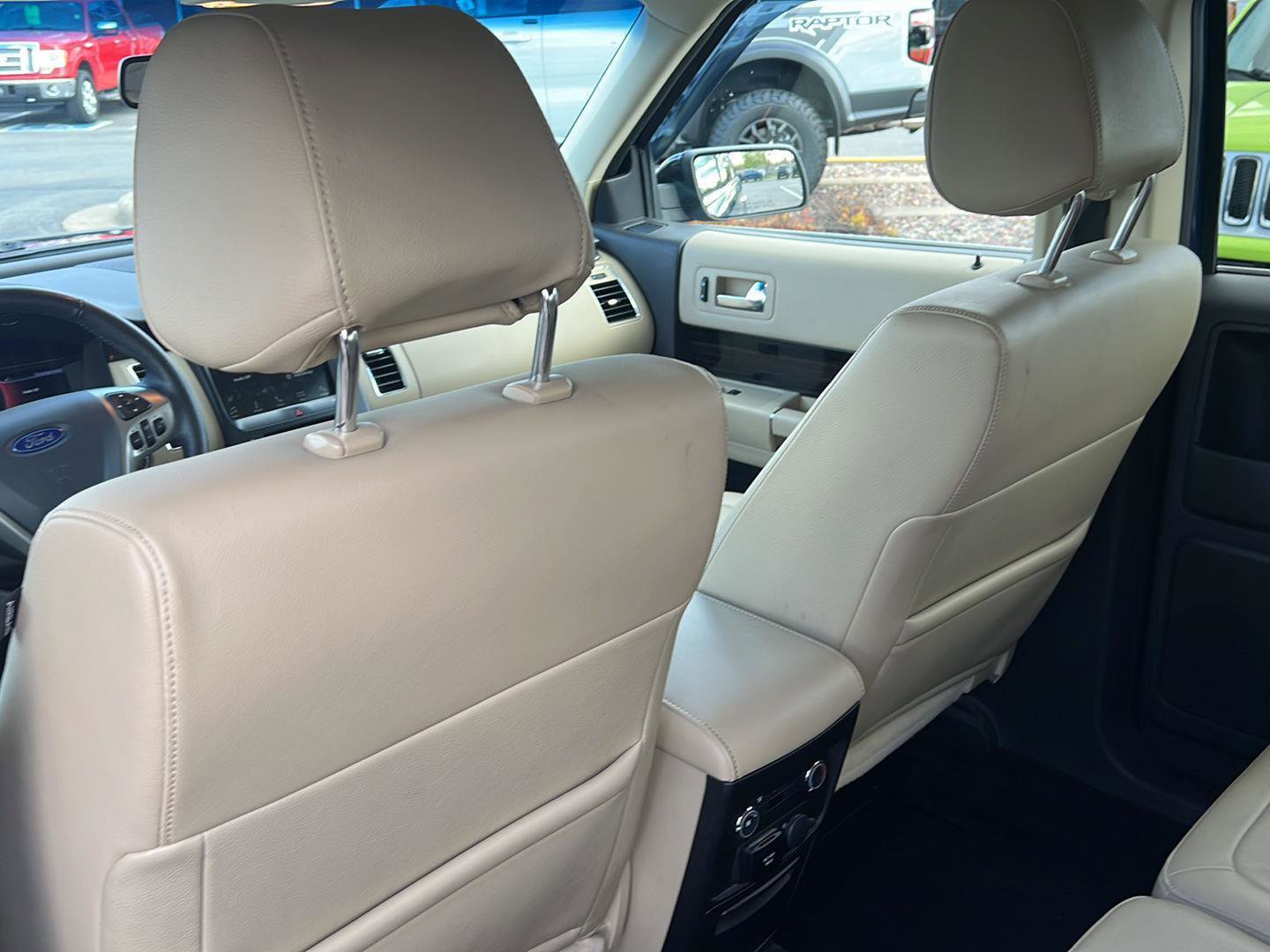 Used 2017 Ford Flex SEL w/ Equipment Group 202A AWD/4WD image 16