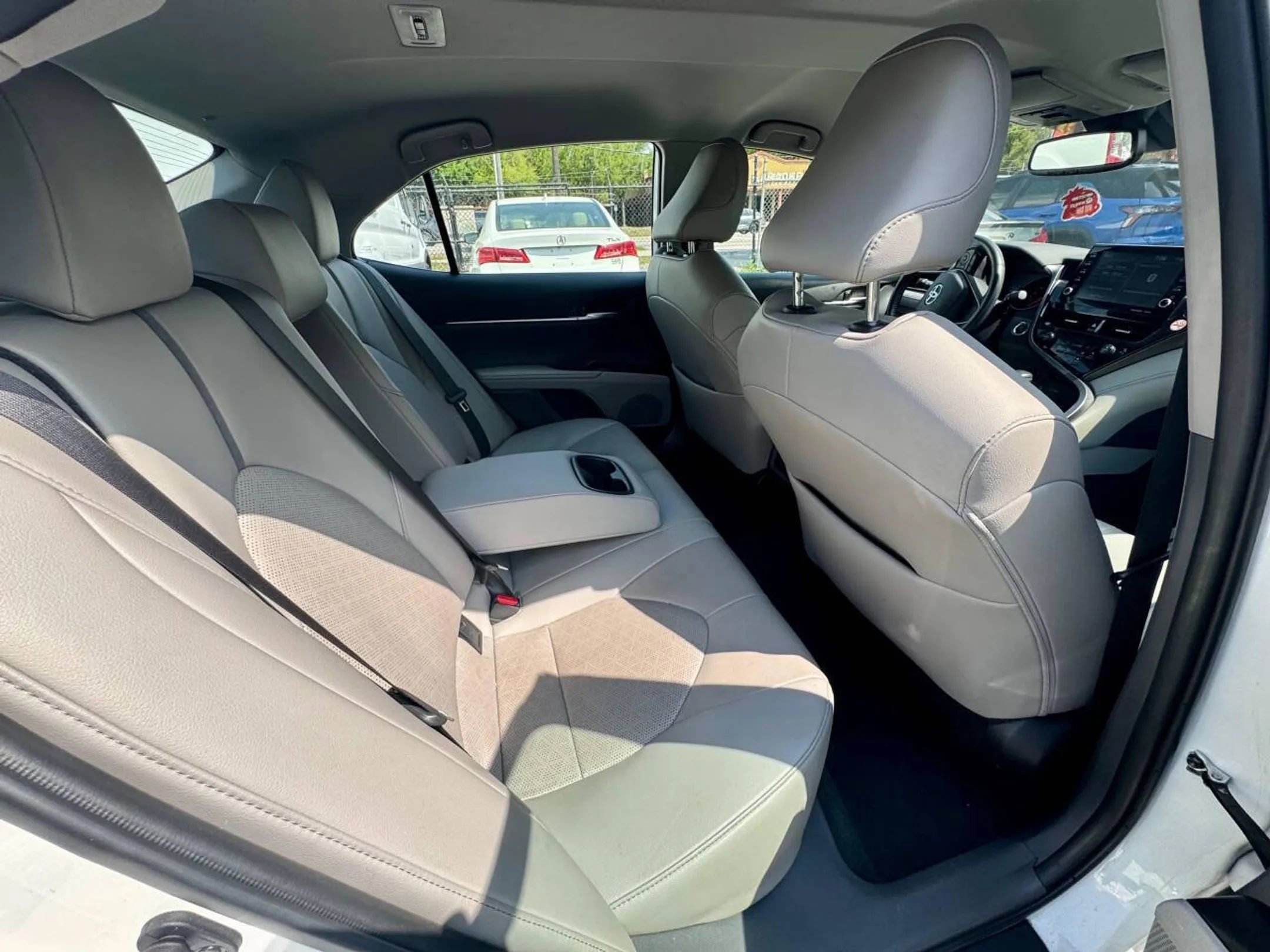 Used 2024 Toyota Camry XSE FWD image 17