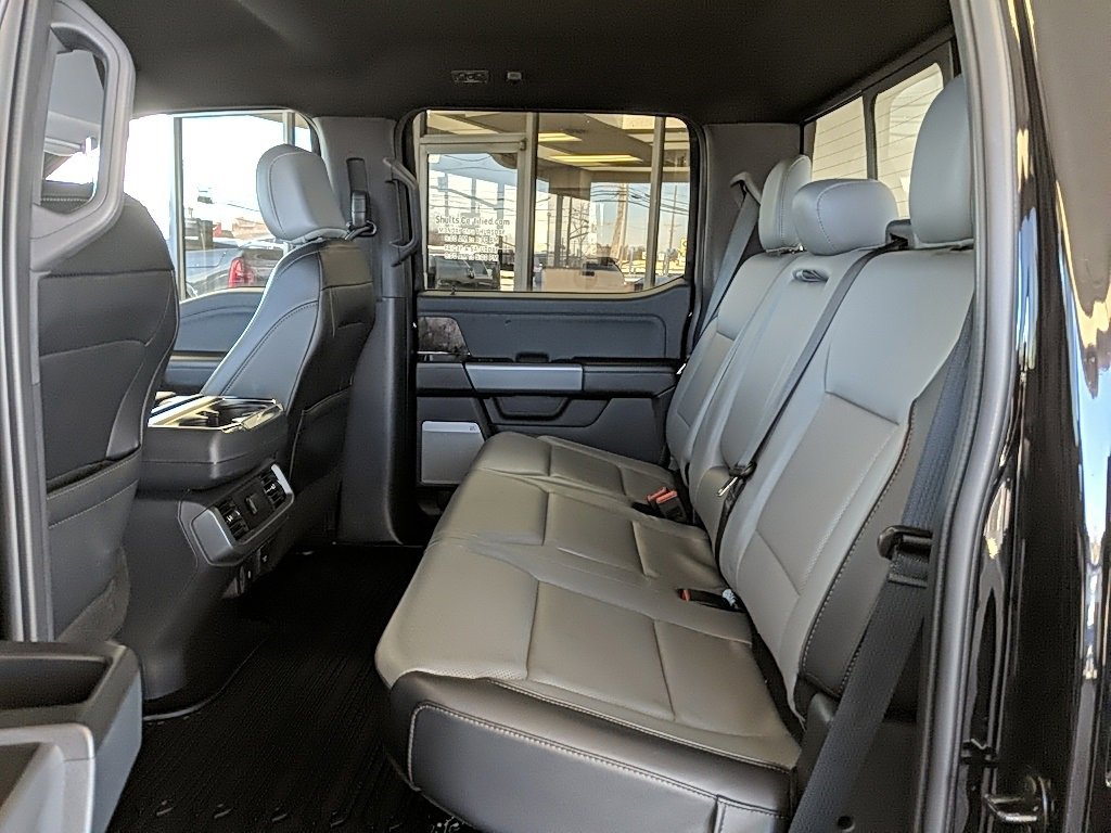 Used 2022 Ford F150 Lightning Lariat image 13