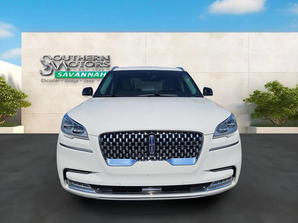 Used 2023 Lincoln Aviator Black Label Grand Touring w/ Class IV Trailer Tow Package AWD/4WD image 8