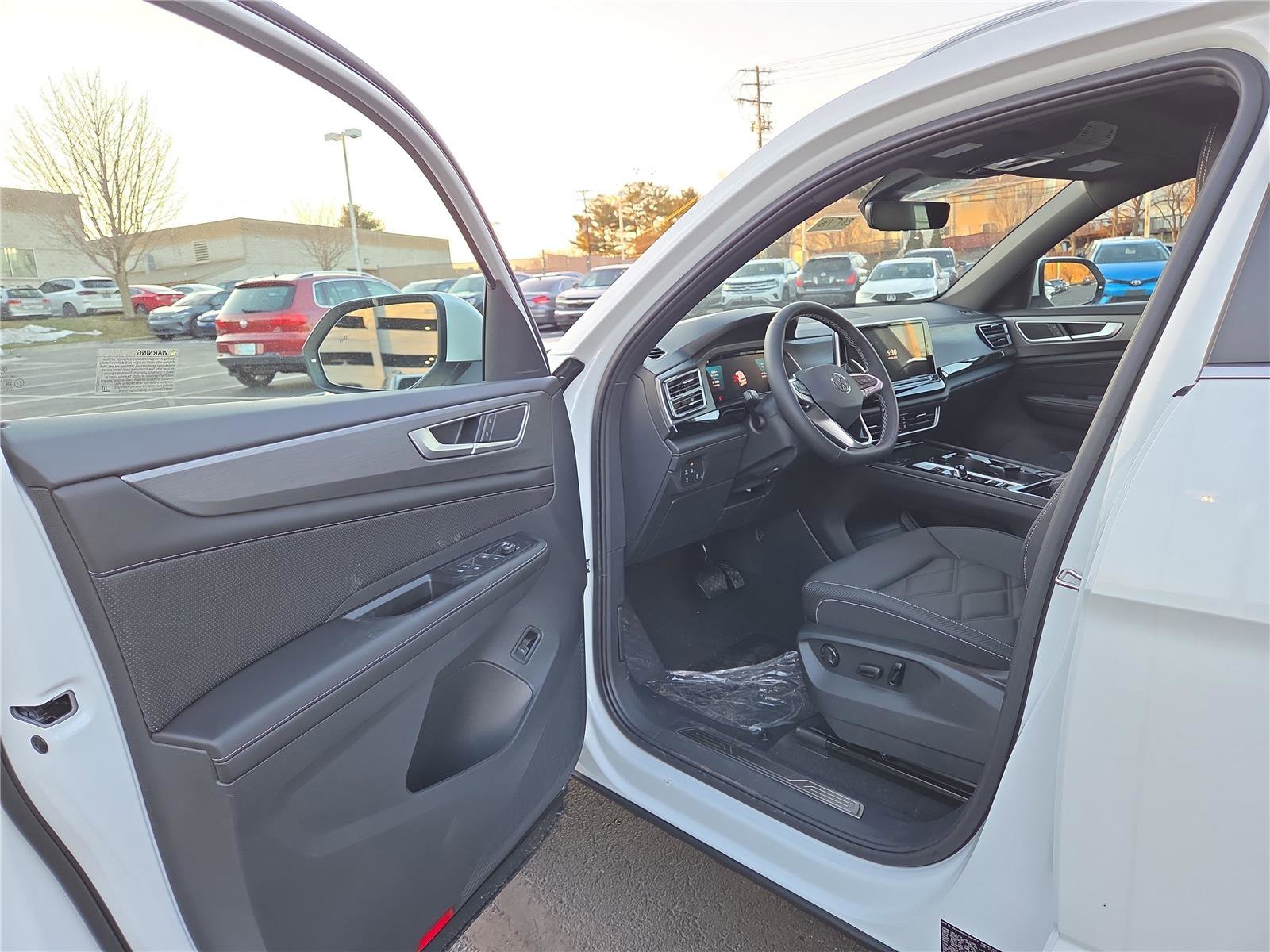New 2026 Volkswagen Atlas Cross Sport SE image 11