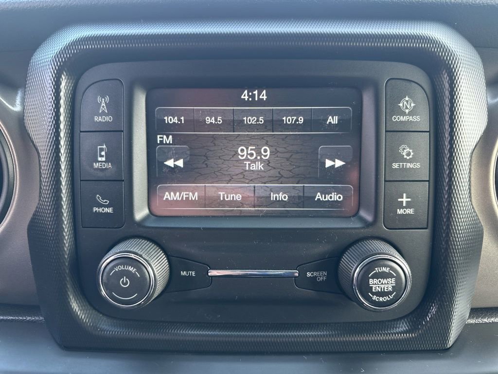 Used 2018 Jeep Wrangler Unlimited Sport S AWD/4WD image 25