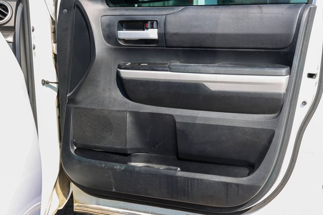 Used 2019 Toyota Tundra SR5 w/ SR5 Upgrade Package AWD/4WD image 18