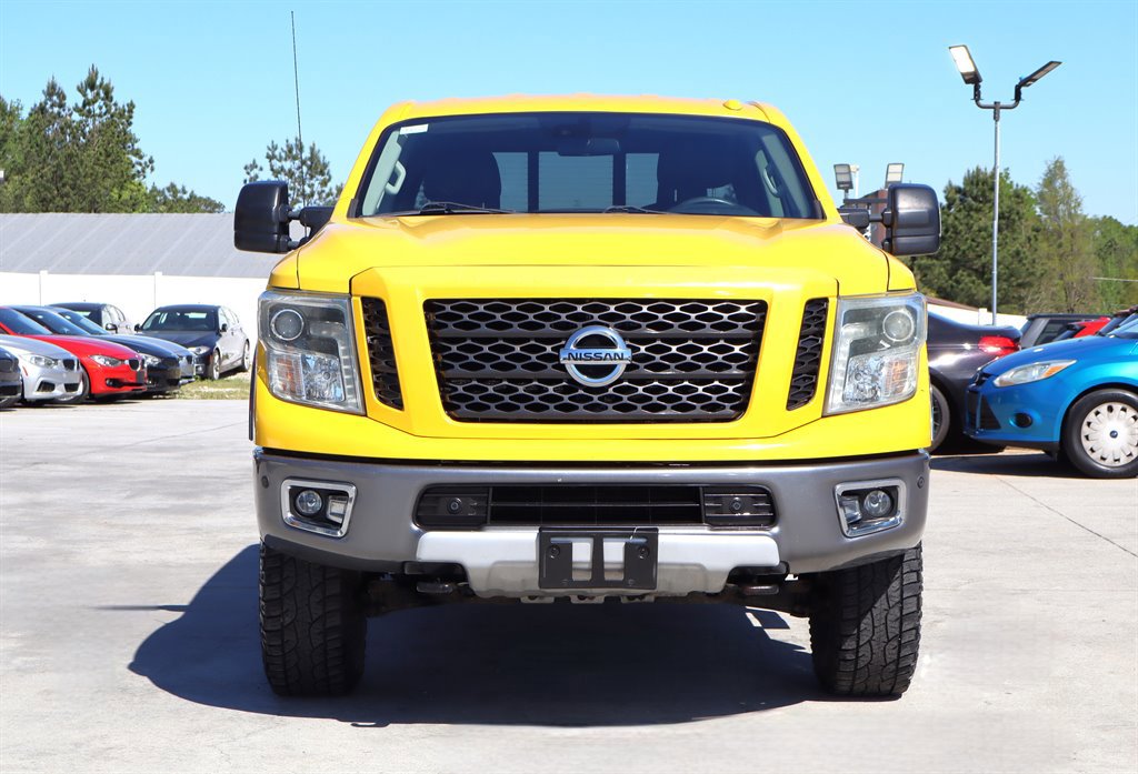 Used 2016 Nissan Titan PRO-4X AWD/4WD image 2