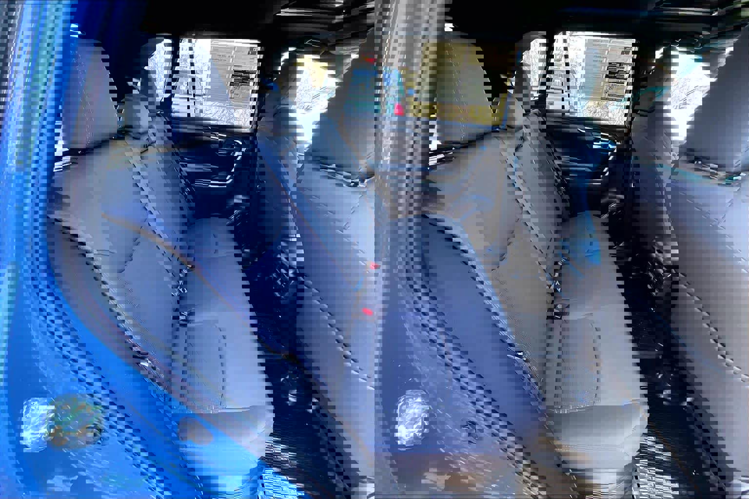 Certified 2024 Toyota RAV4 SE w/ Convenience Package AWD/4WD image 19