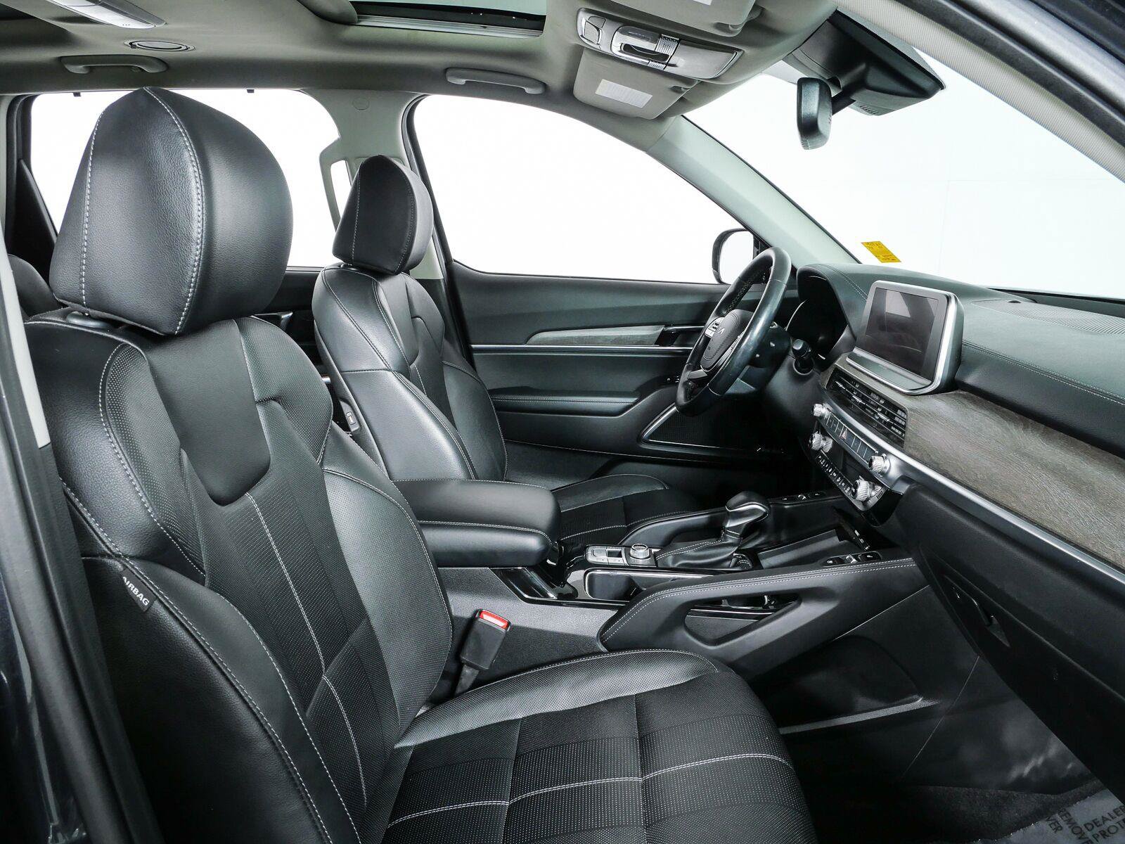 Used 2022 Kia Telluride SX w/ Nightfall Edition Package AWD/4WD image 24