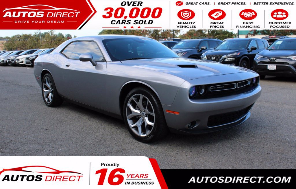 Used 2016 Dodge Challenger SXT Plus RWD image 1