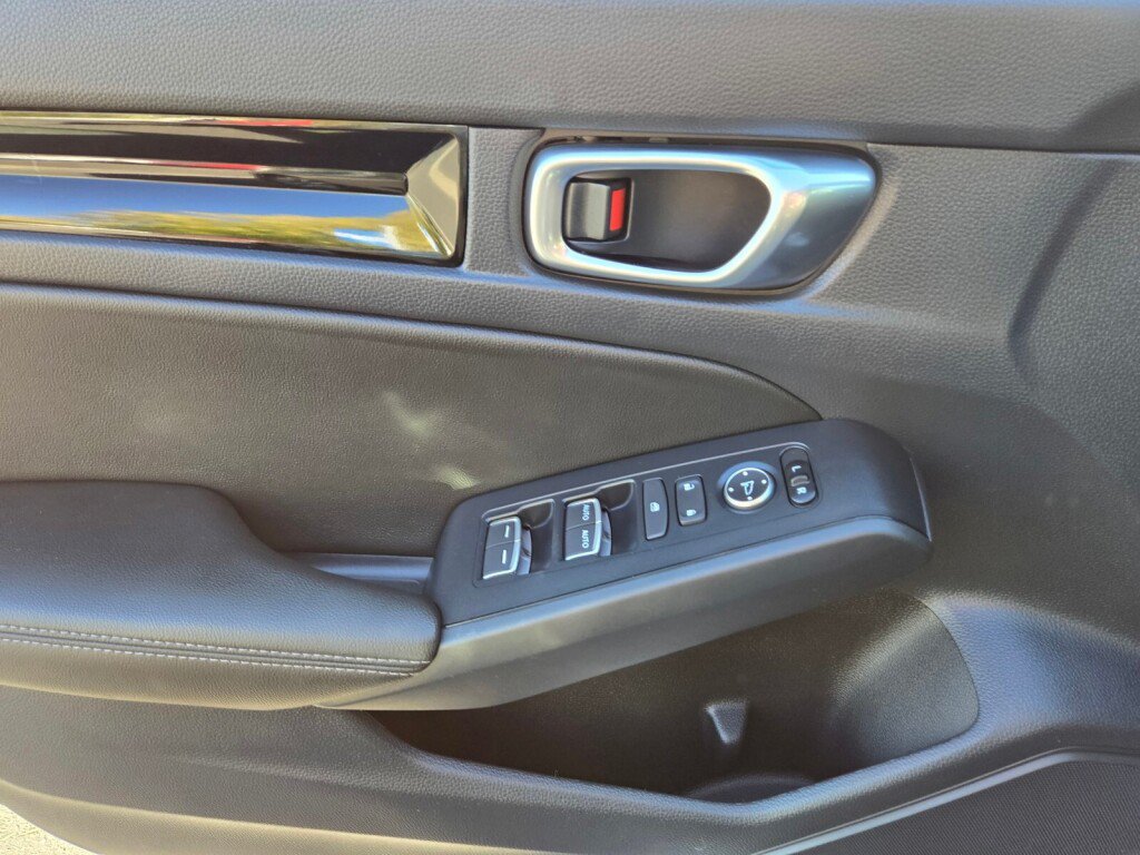Certified 2023 Honda Civic EX-L image 16