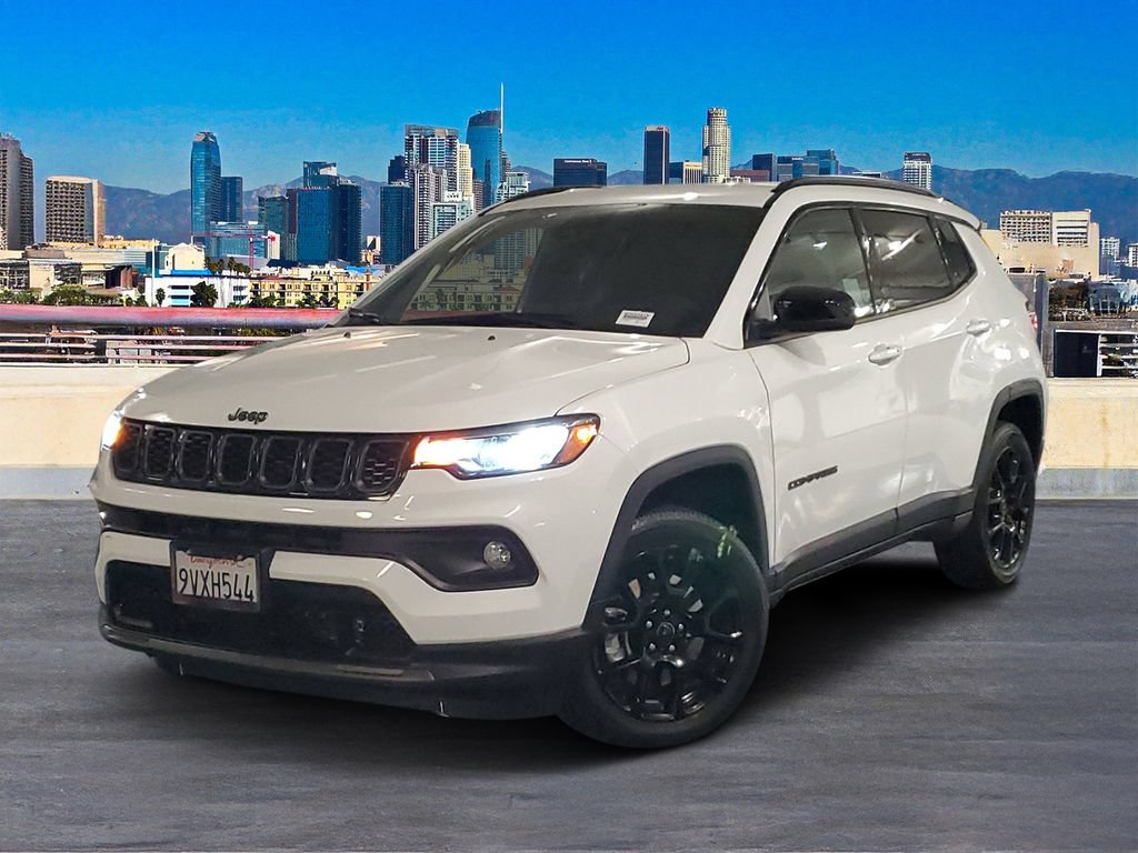 Used 2026 Jeep Compass Latitude AWD/4WD image 2