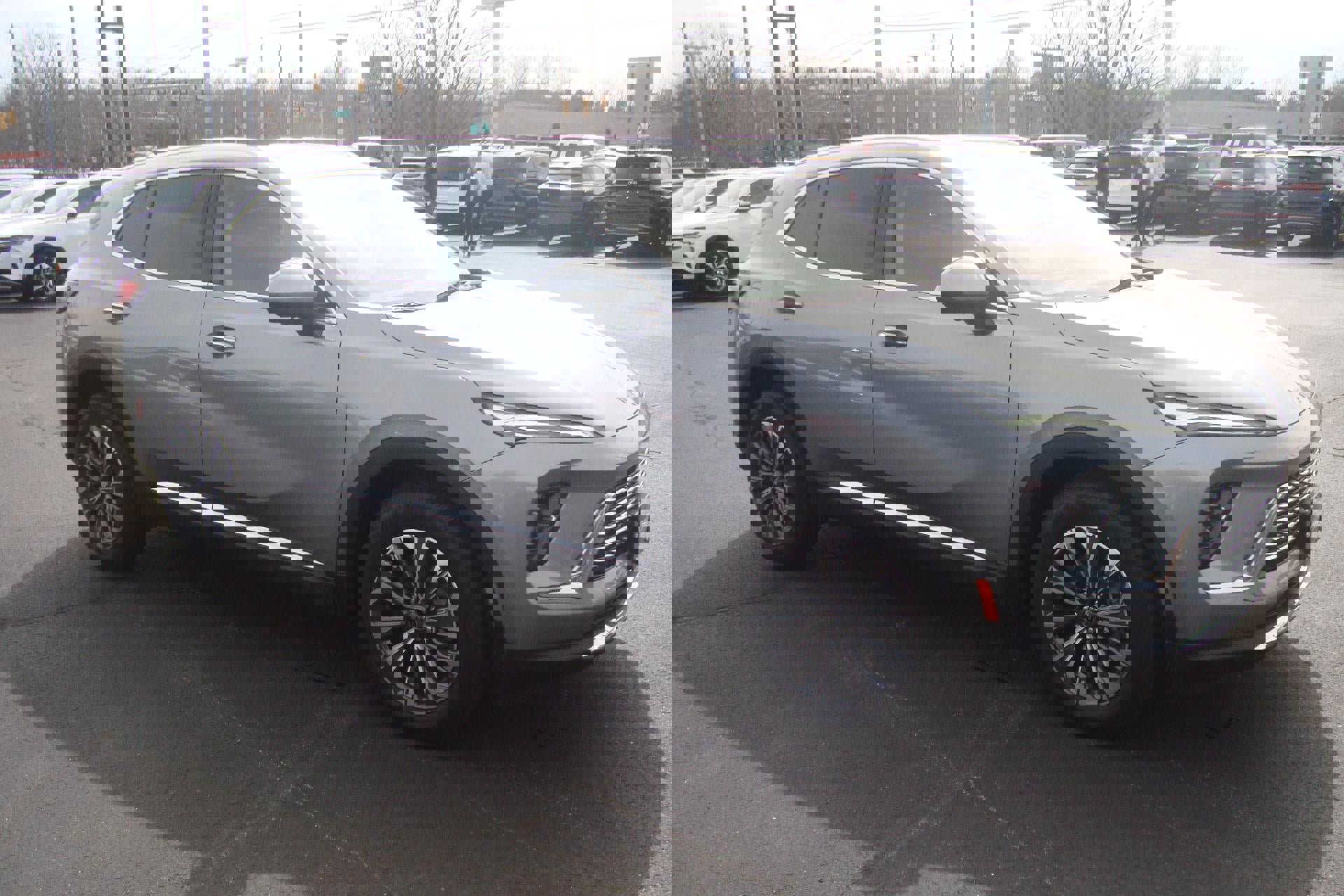 Used 2025 Buick Envision Preferred image 3