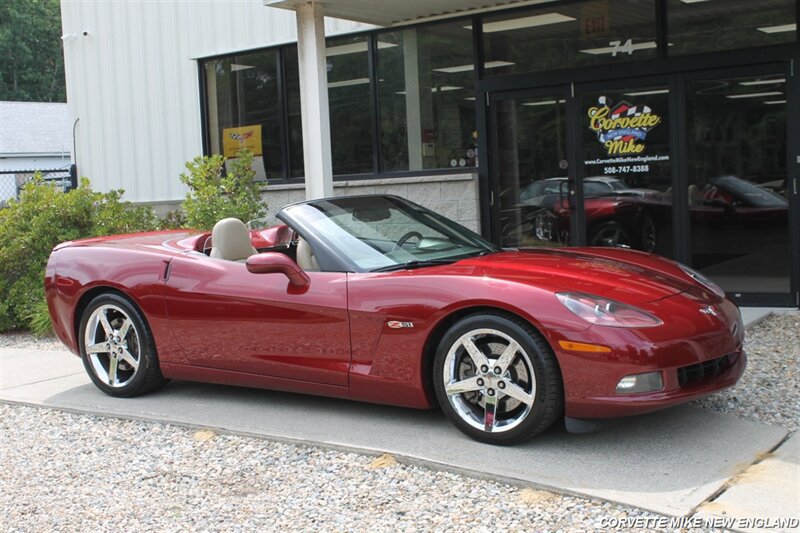 Used 2007 Chevrolet Corvette Convertible w/ Preferred Equipment Group RWD image 20