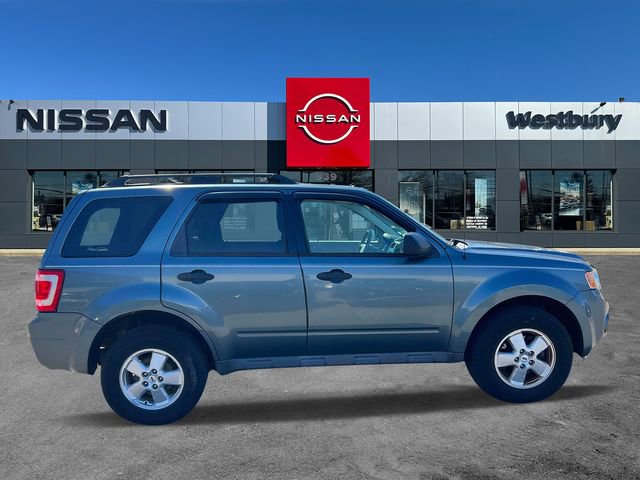Used 2011 Ford Escape XLT w/ 202A Rapid Spec Order Code image 4