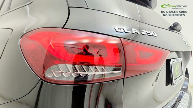 Used 2023 Mercedes-Benz GLA 250 image 27
