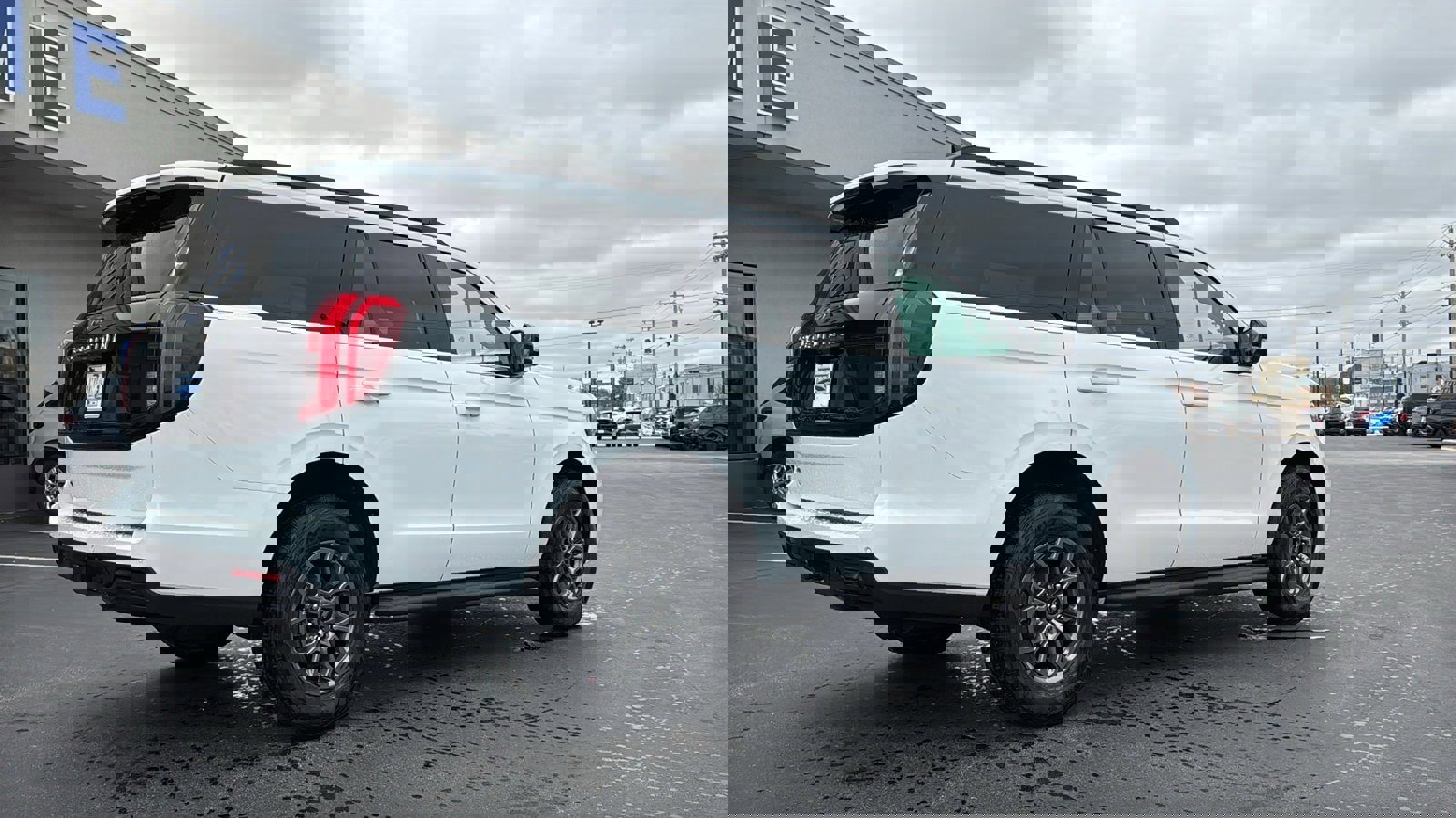 New 2026 Ford Expedition Active image 17