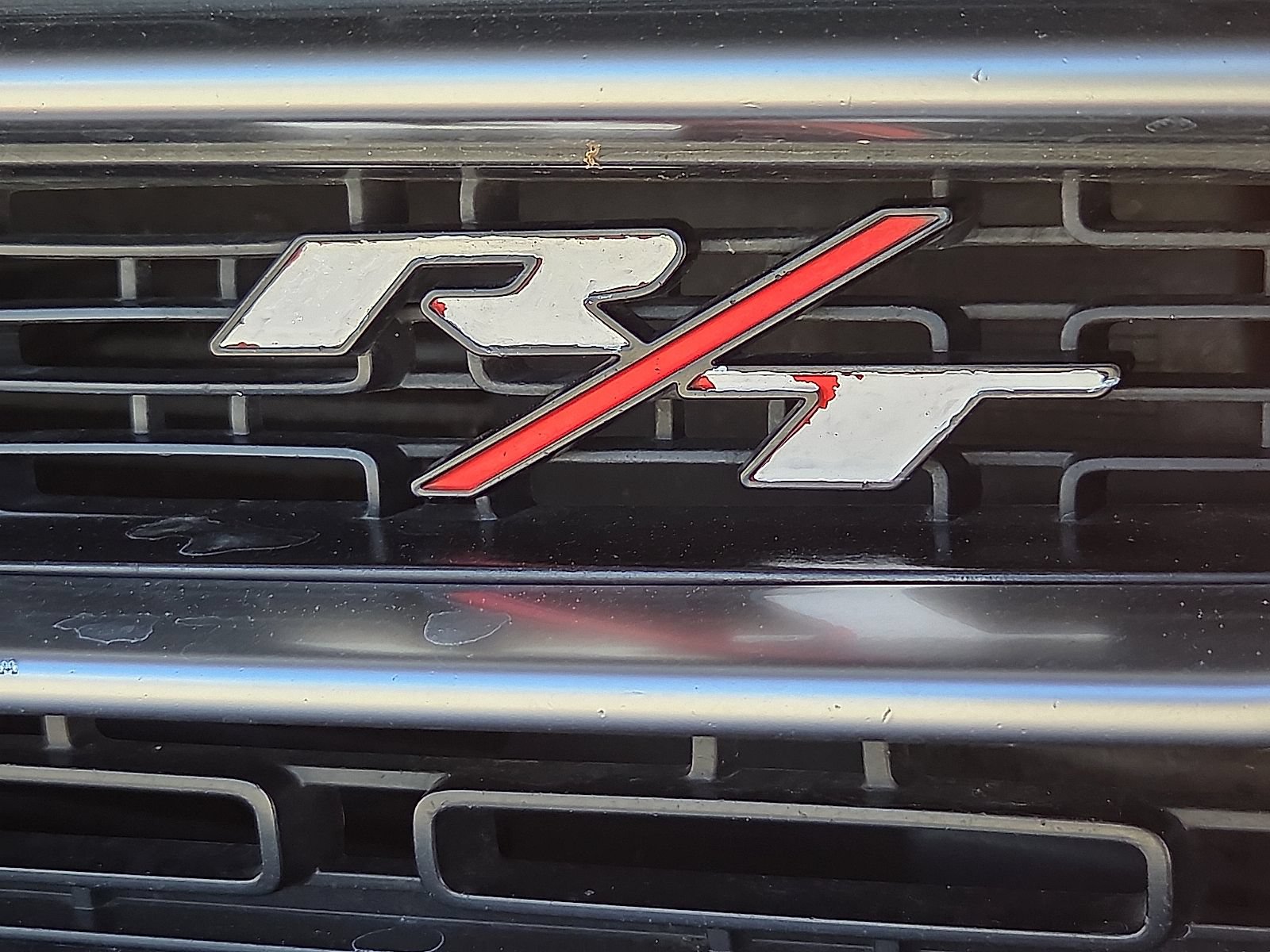 Used 2015 Dodge Challenger R/T Plus RWD image 8