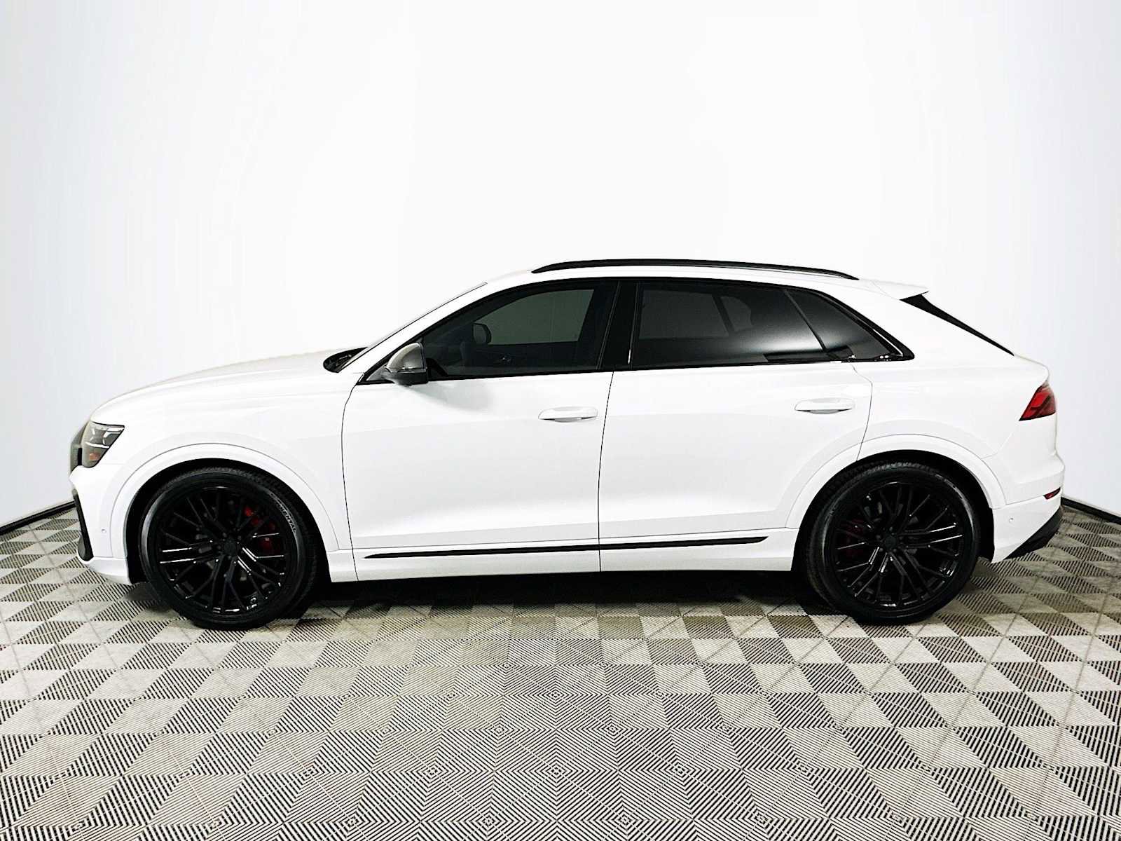 New 2026 Audi SQ8 Prestige image 4