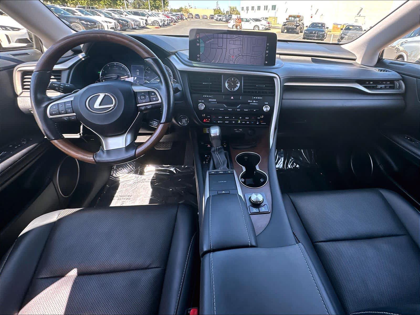 Used 2021 Lexus RX 350L Premium w/ Premium Package AWD/4WD image 9