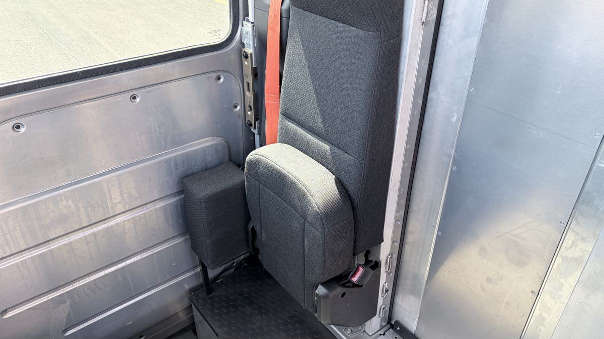 Used 2025 Chevrolet Brightdrop 600 FWD image 22